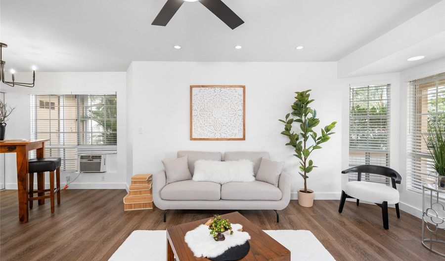 306 Mananai Place 4D, Honolulu, HI 96818 - 2 Beds, 2 Bath