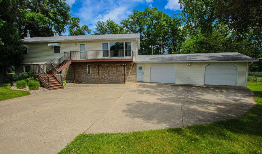 8691 County Road 11 NE, Alexandria, MN 56308 - 3 Beds, 2 Bath