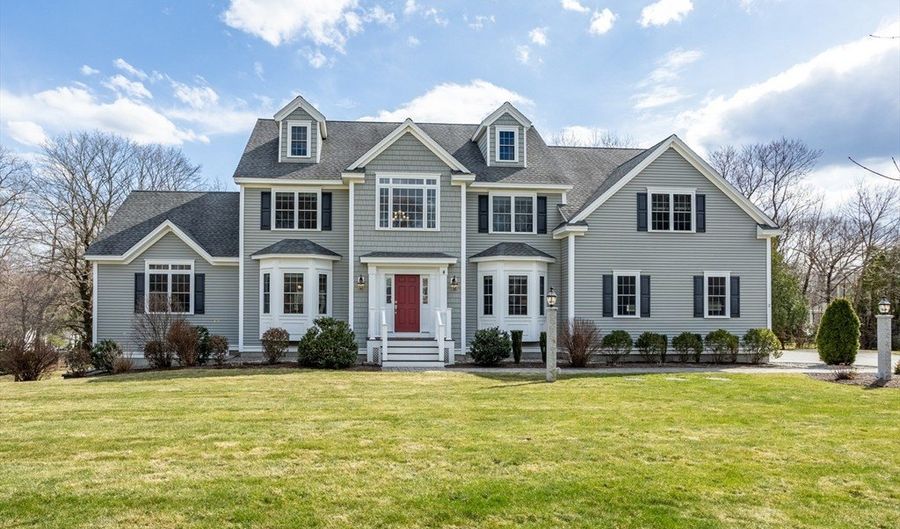 2 Starwood Xing, Andover, MA 01810 - 4 Beds, 4 Bath