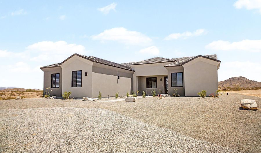 12712 S 216TH Ln, Buckeye, AZ 85326 - 4 Beds, 4 Bath