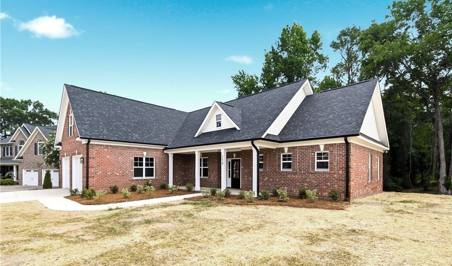 154 Ridge Stone Dr, Autryville, NC 28318 - 4 Beds, 3 Bath