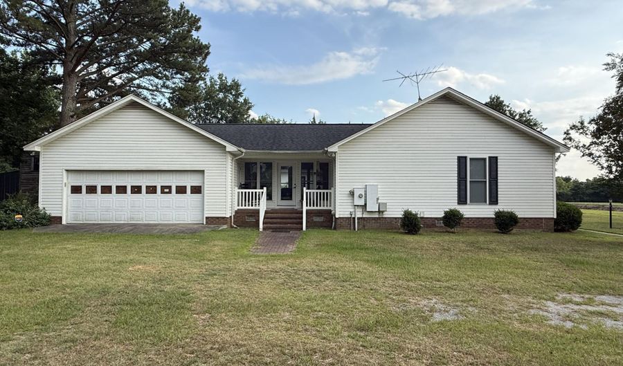 172 Simmons Mill Rd, Albertson, NC 28508 - 3 Beds, 3 Bath