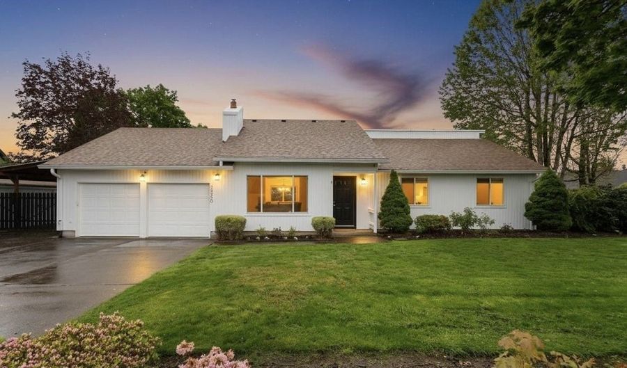 24950 NE AIRPORT Rd, Aurora, OR 97002 - 3 Beds, 2 Bath