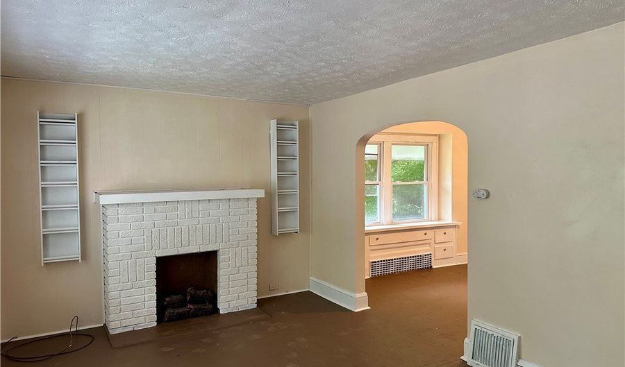 1248 Pondview Ave 1, Akron, OH 44305 - 2 Beds, 1 Bath