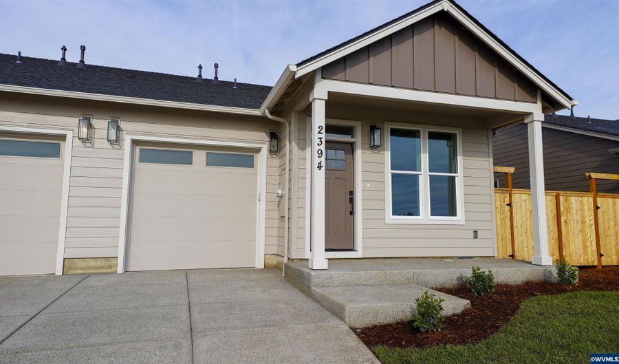 2394 W 8th Ave, Junction City, OR 97448 - 3 Beds, 2 Bath