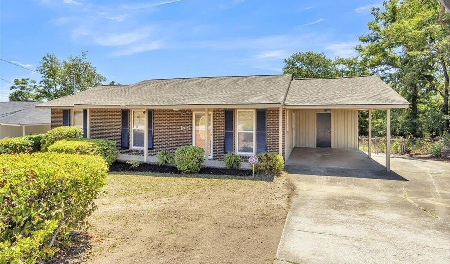 2240 Walden Dr, Augusta, GA 30904 - 3 Beds, 2 Bath