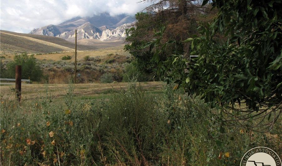 123 S 4th St, Bearcreek, MT 59007 - 3 Beds, 2 Bath