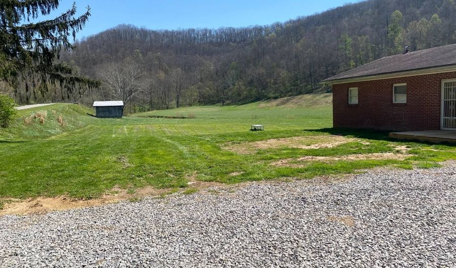 1326 9, Alum Bridge, WV 26321 - 3 Beds, 2 Bath