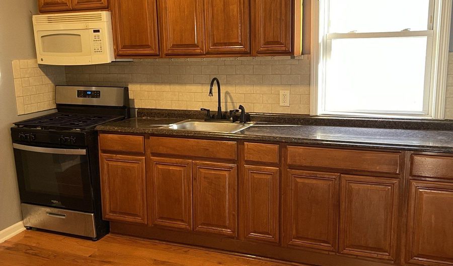 1199 Iranistan Ave, Bridgeport, CT 06605 - 2 Beds, 1 Bath