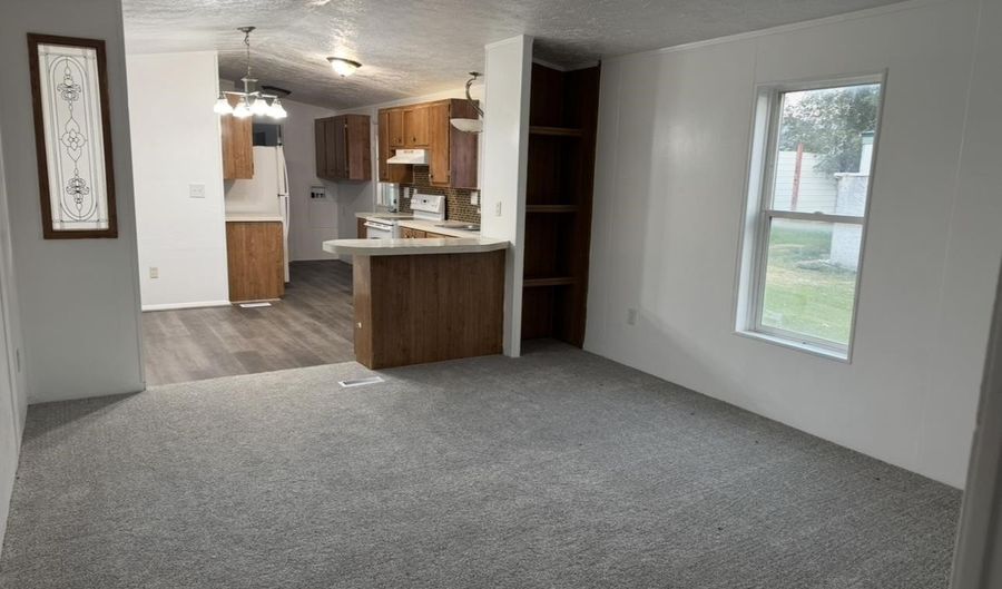 155 Hillcrest Ave #48, American Falls, ID 83211 - 3 Beds, 1 Bath