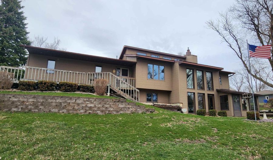 821 S Harlan, Algona, IA 50511 - 3 Beds, 2 Bath