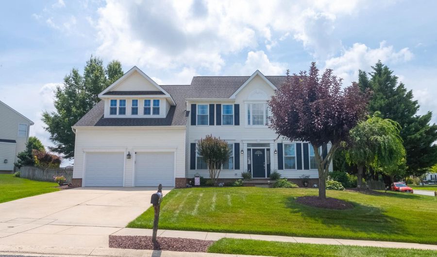 1438 MOONSHADOW Rd, Bel Air, MD 21015 - 5 Beds, 4 Bath