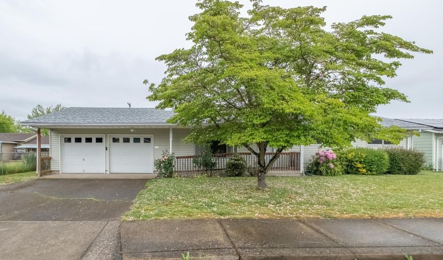 2913 28th Ave SE, Albany, OR 97322 - 3 Beds, 2 Bath