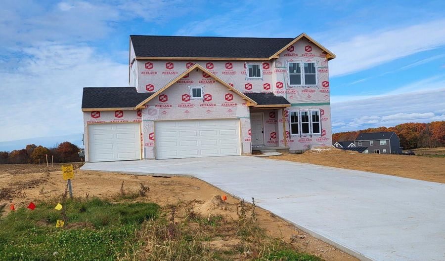 7951 Snow View Dr SE, Alto, MI 49302 - 4 Beds, 2 Bath