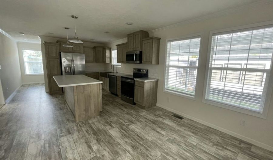 2882 Gulf To Bay Blvd 0131, Clearwater, FL 33759 - 3 Beds, 2 Bath