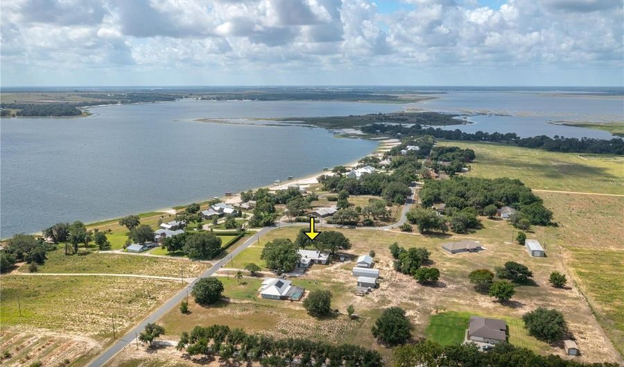 1325 THORNBURG Rd, Babson Park, FL 33827 - 3 Beds, 3 Bath