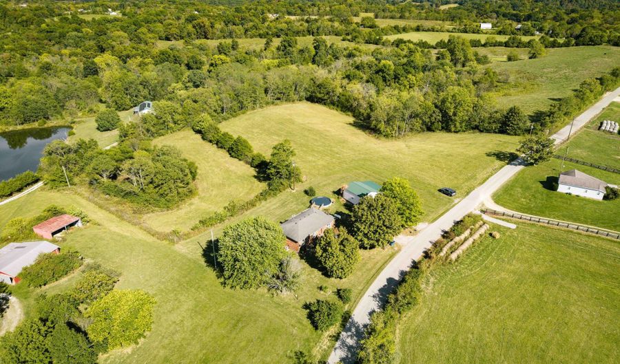 276 Jacksonville Rd, Bagdad, KY 40003 - 3 Beds, 2 Bath