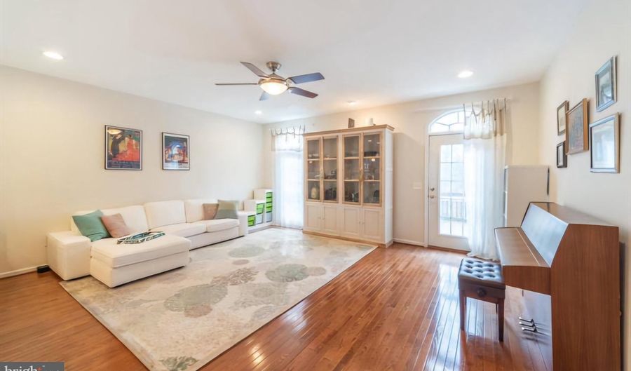 6931 ROLLING CREEK Way, Alexandria, VA 22315 - 3 Beds, 4 Bath