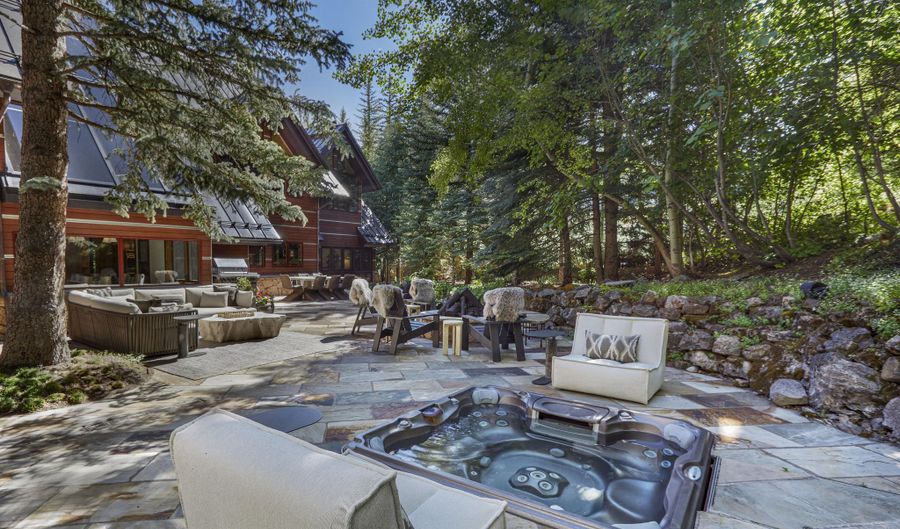 970 Powder Ln, Aspen, CO 81611 - 9 Beds, 11 Bath