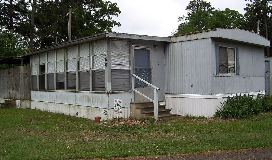 160 PUMP STATION Rd, Ashdown, AR 71822 - 2 Beds, 1 Bath