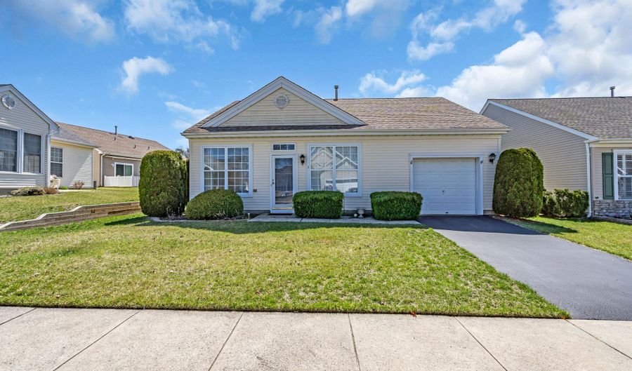 3 Cardinal Pl, Barnegat, NJ 08005 - 2 Beds, 2 Bath