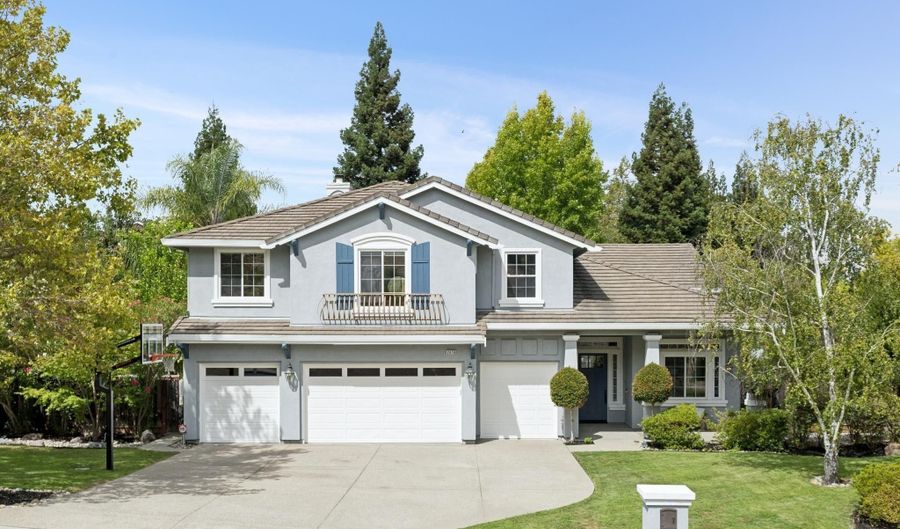 2478 Alamo Country Cir, Alamo, CA 94507 - 5 Beds, 4 Bath