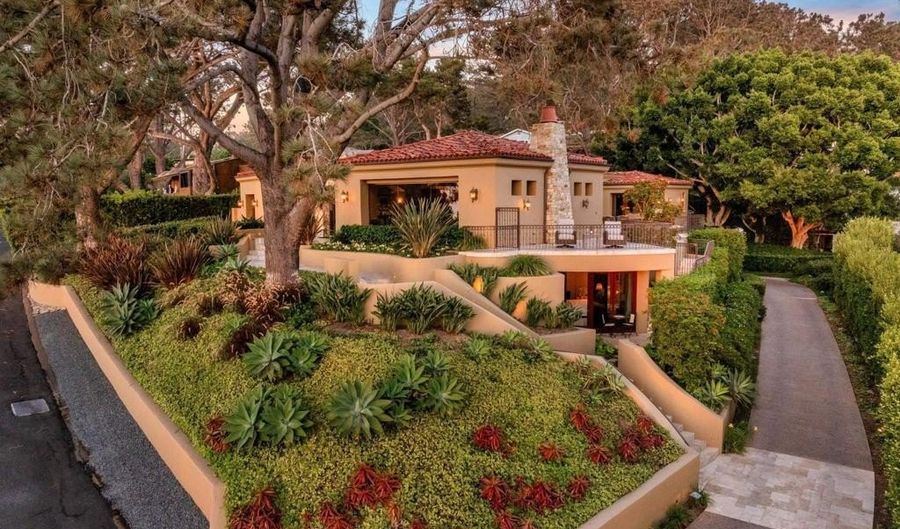 271 Ocean View Ave, Del Mar, CA 92014 - 4 Beds, 5 Bath