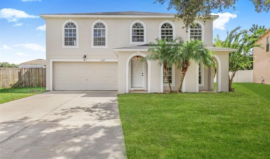 1205 MYOPIA HUNT CLUB Dr, Auburndale, FL 33823 - 4 Beds, 4 Bath