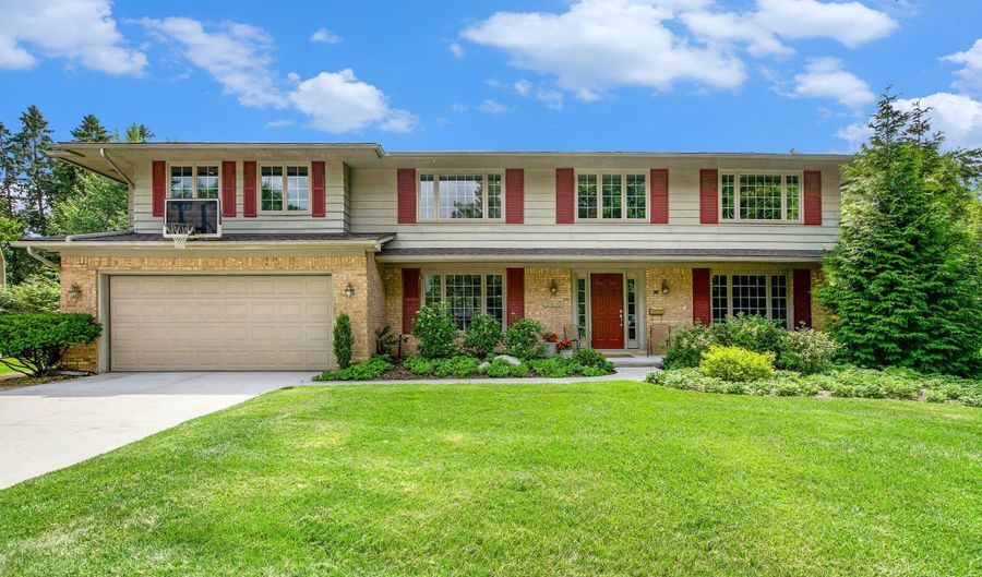 2460 Mershon Dr, Ann Arbor, MI 48103 - 5 Beds, 2 Bath