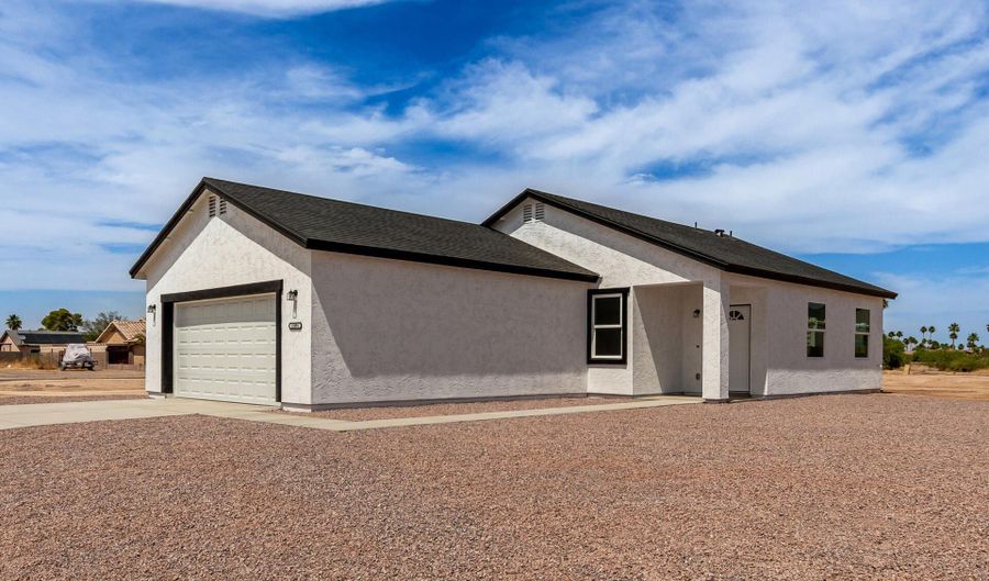 15891 S MALIBU Rd, Arizona City, AZ 85123 - 3 Beds, 2 Bath