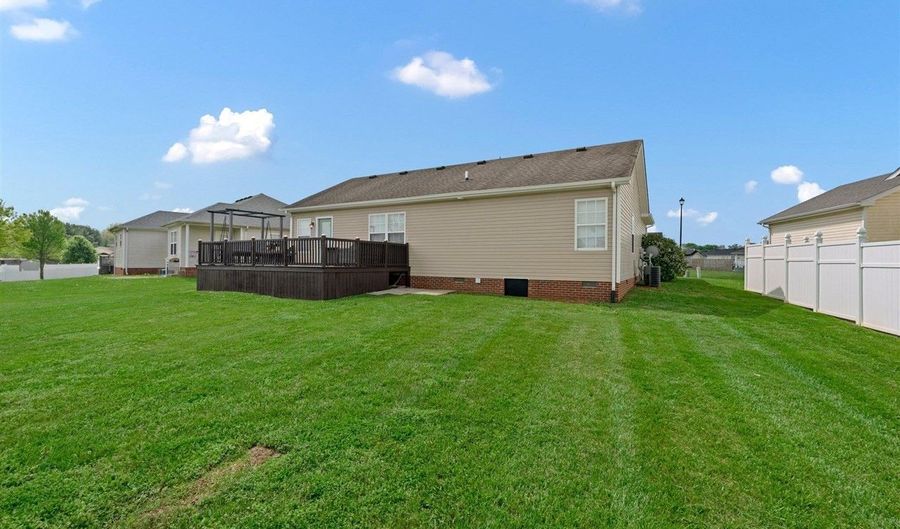 561 Aries Ct, Bowling Green, KY 42101 - 3 Beds, 2 Bath