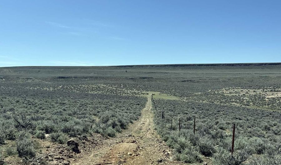 Warner HWY 140 TL 1801, Adel, OR 97620 - 0 Beds, 0 Bath