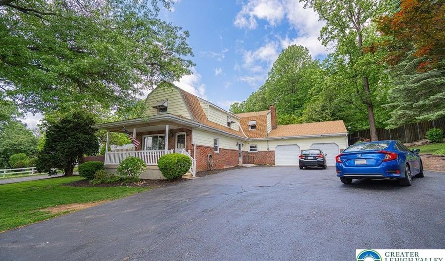 3082 Pricetown Rd, Alsace, PA 19560 - 4 Beds, 2 Bath