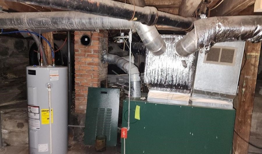 416 Burgess St, Berlin, NH 03570 - 7 Beds, 4 Bath