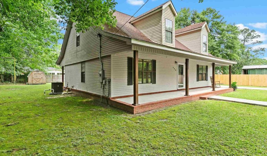 408 Highland Ave, Atmore, AL 36502 - 3 Beds, 3 Bath
