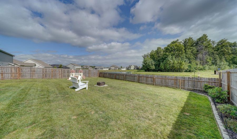 5585 Bear Creek Pass, Auburn, IN 46706 - 3 Beds, 2 Bath
