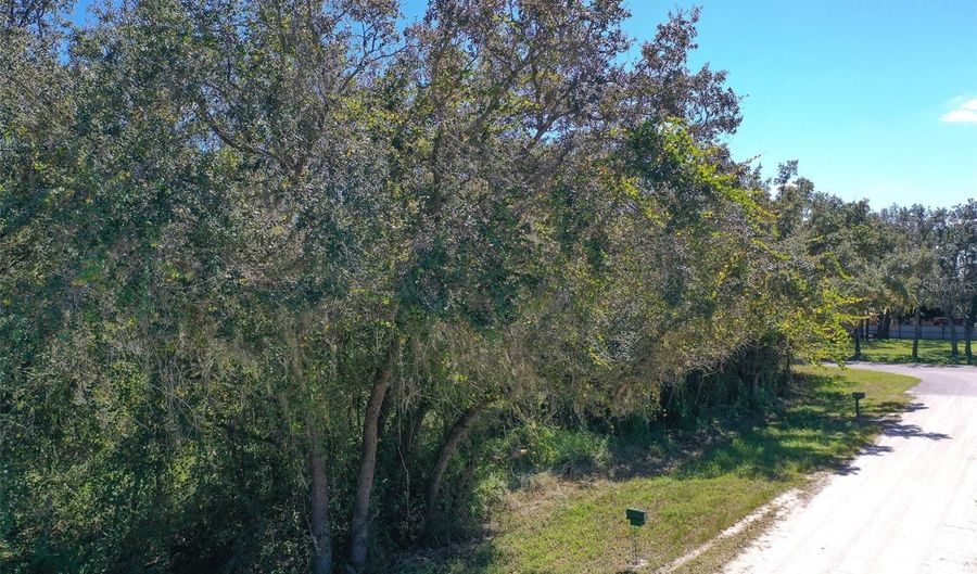 1752 N CROTON Rd, Avon Park, FL 33825 - 0 Beds, 0 Bath