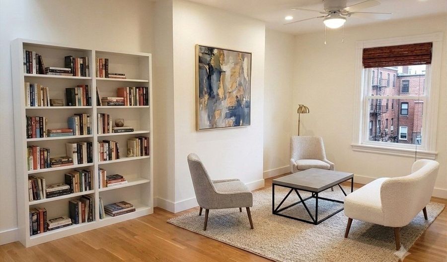 39 Lawrence St 4, Boston, MA 02116 - 1 Beds, 1 Bath
