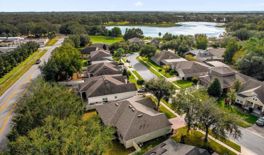 2284 PICKFORD Cir, Apopka, FL 32703 - 4 Beds, 2 Bath