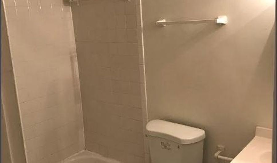 3322 WOODBURN VILLAGE Dr 22, Annandale, VA 22003 - 2 Beds, 2 Bath