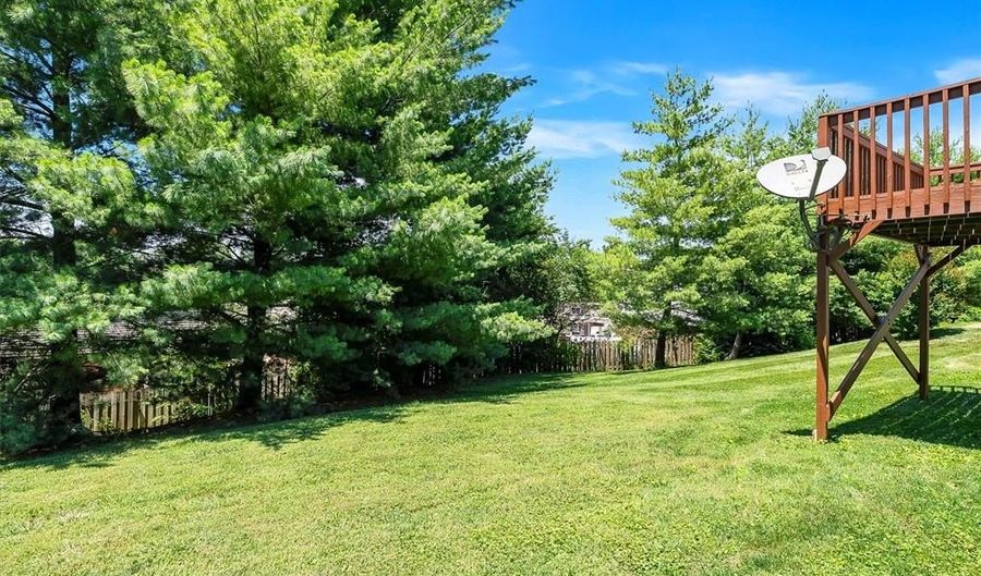 355 Oak Ridge Pkwy, Arnold, MO 63010 - 2 Beds, 2 Bath