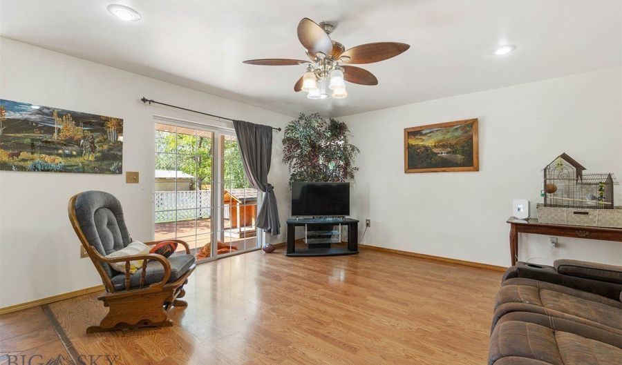 1010 Northern Pacific, Belgrade, MT 59714 - 6 Beds, 4 Bath