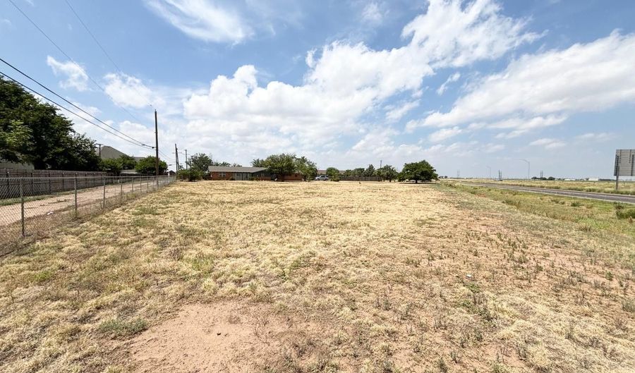 1715 Service Rd, Abernathy, TX 79311 - 4 Beds, 3 Bath