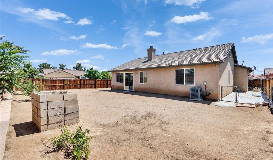 14562 Springdale Cir, Adelanto, CA 92301 - 3 Beds, 2 Bath