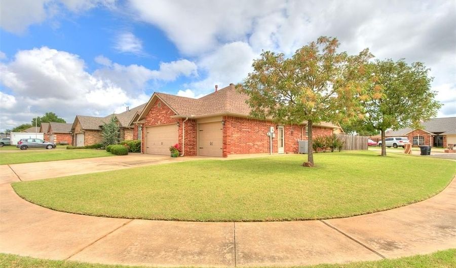 2600 Jefferson Dr, Moore, OK 73160 - 3 Beds, 2 Bath