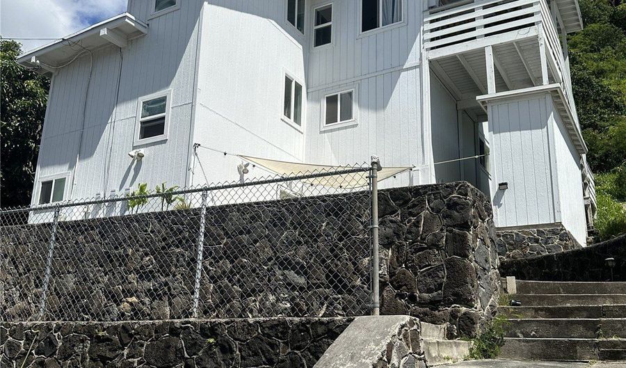 2001 10th Ave, Honolulu, HI 96816 - 0 Beds, 0 Bath