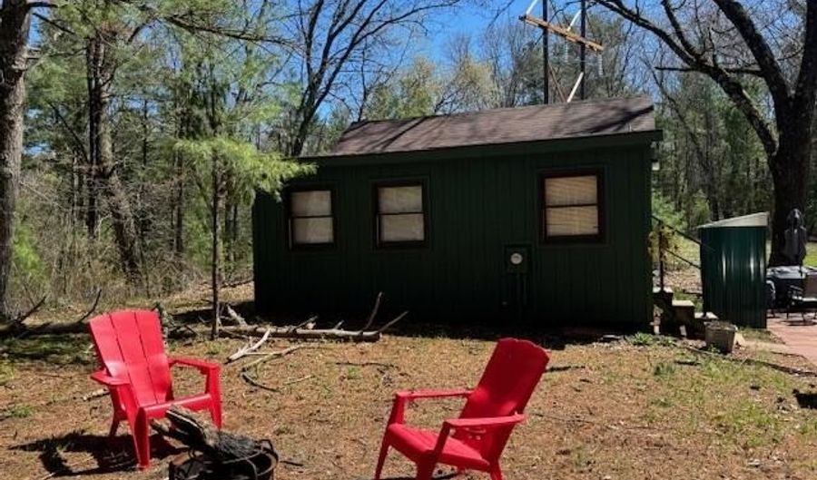 844 18th Ave, Arkdale, WI 54613 - 1 Beds, 1 Bath