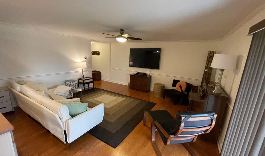 4026 SOCIETY Dr, Claymont, DE 19703 - 2 Beds, 2 Bath