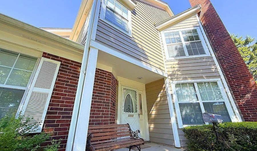 1111 Saint Andrews Ct, Algonquin, IL 60102 - 2 Beds, 2 Bath