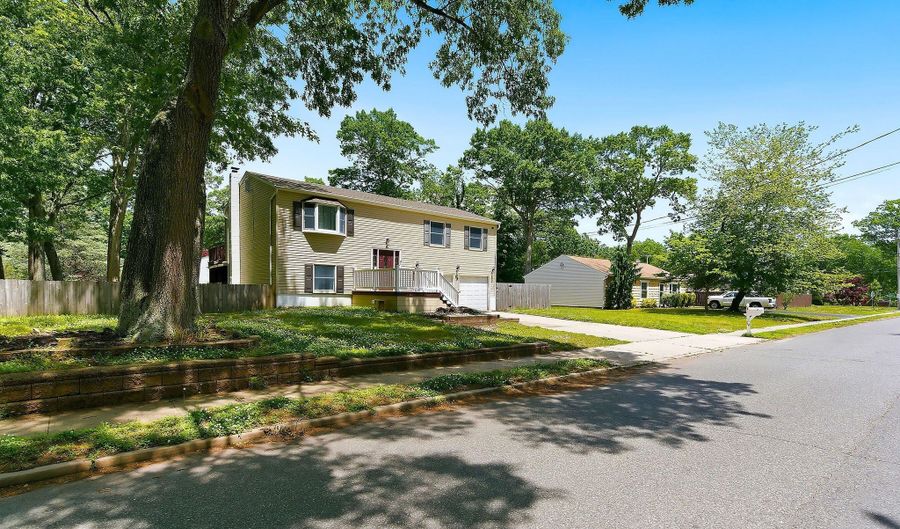 59 Park Ave, Bayville, NJ 08721 - 4 Beds, 3 Bath